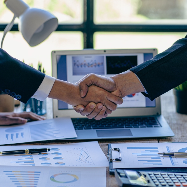 A NEWCORP assessora empresas em processos de fusão ou aquisição com avaliação estratégica e segurança jurídica. Entre em contato e saiba mais!